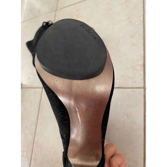 BCBGenerarion suede peep toe booties - Picture 5 of 6